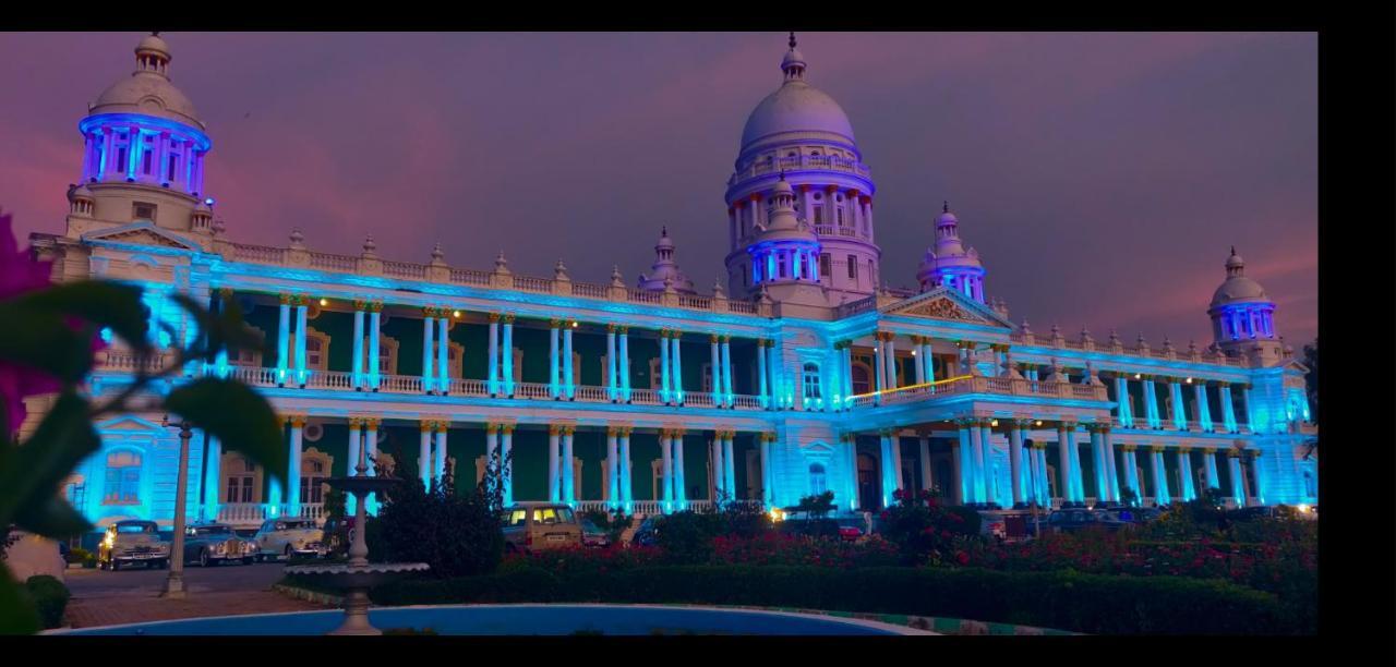 Lalitha Mahal Palace Hotel Майсуру Екстер'єр фото
